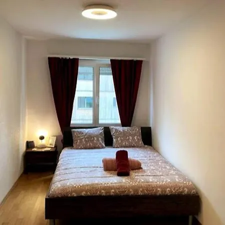 Stylish 4.5 Furnished Apartment! @zurich Apartamento