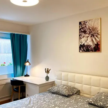 Stylish 4.5 Furnished Apartment! @zurich Apartamento *